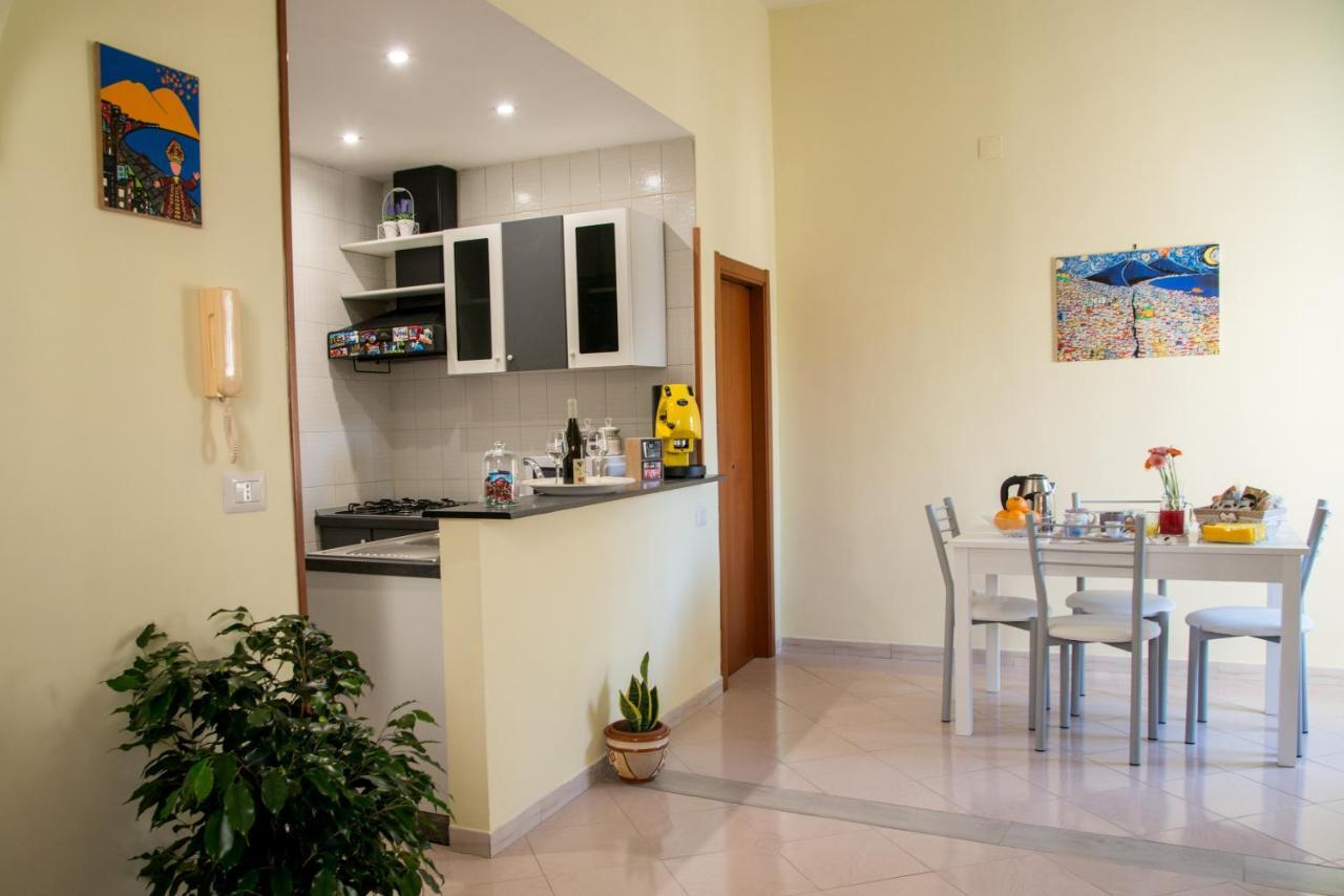 Castel Capuano Flat By Domusextra *