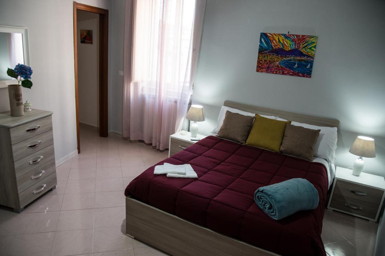 Castel Capuano Flat By Domusextra Appartement